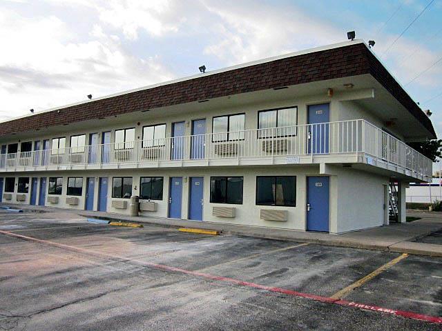 Motel 6-Del Rio, Tx Экстерьер фото